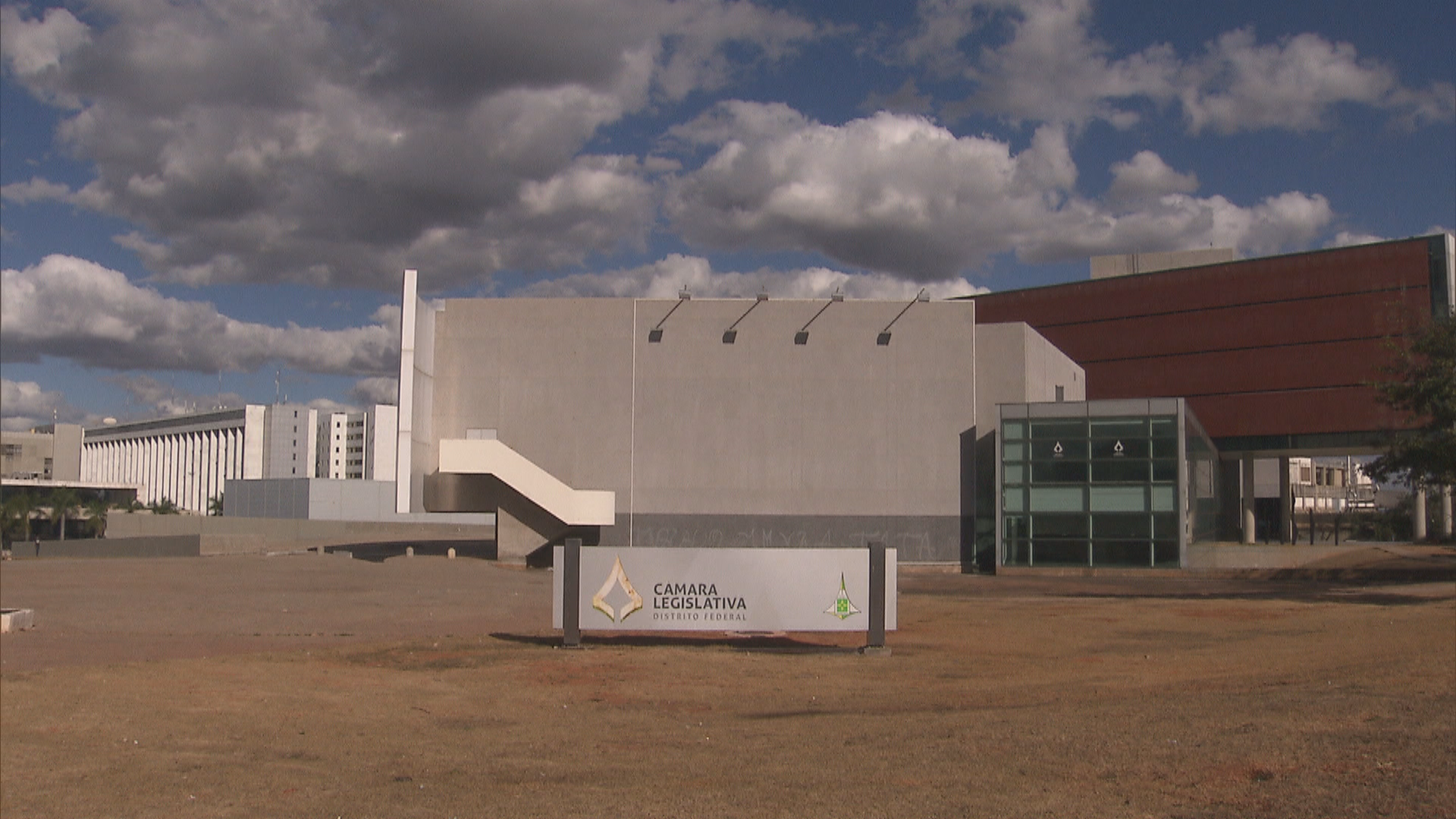 Pânico na CLDF: site cai e exibe mensagem de erro