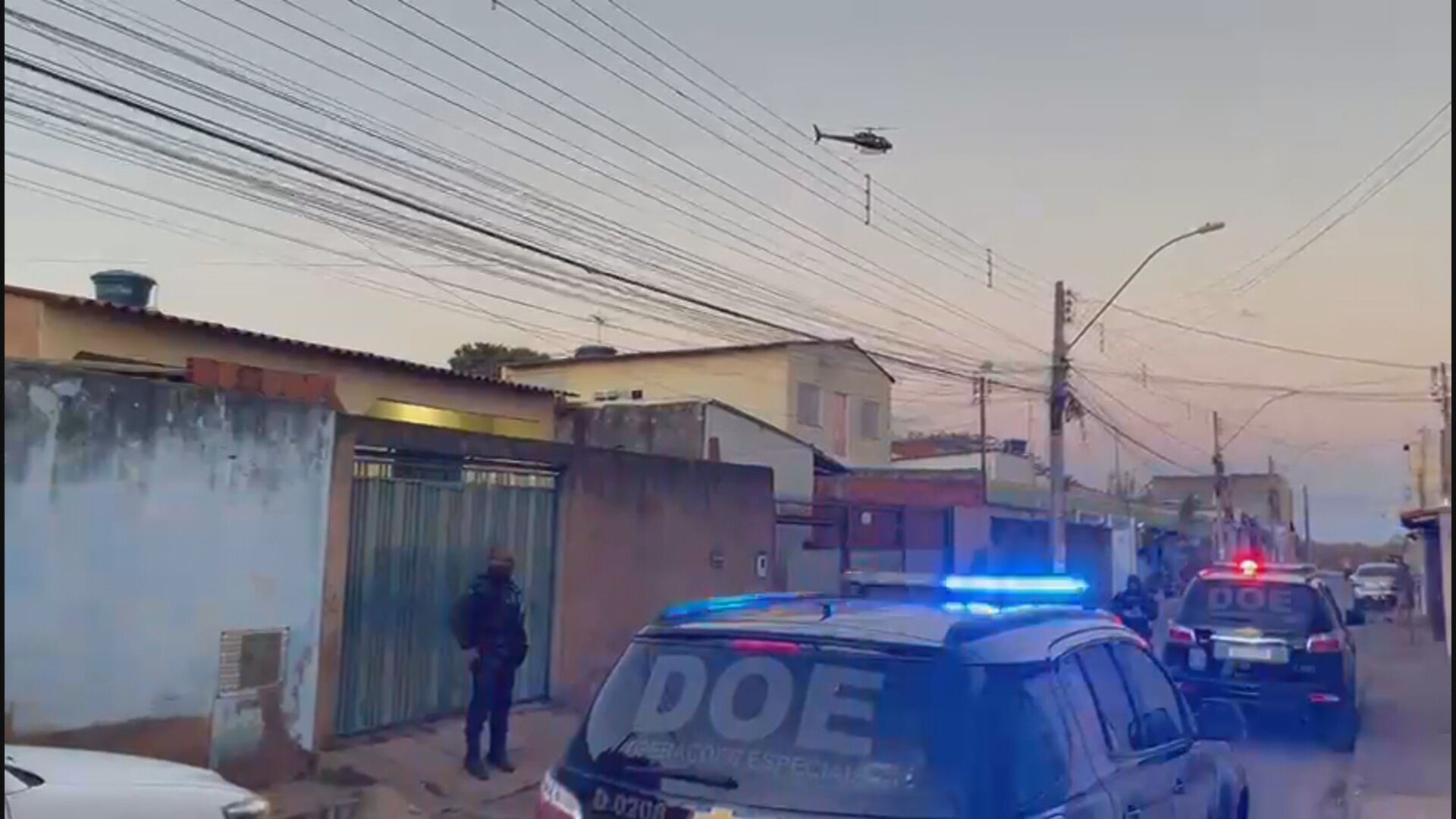 Polícia prende suspeitos de roubo de celulares em grandes eventos no DF