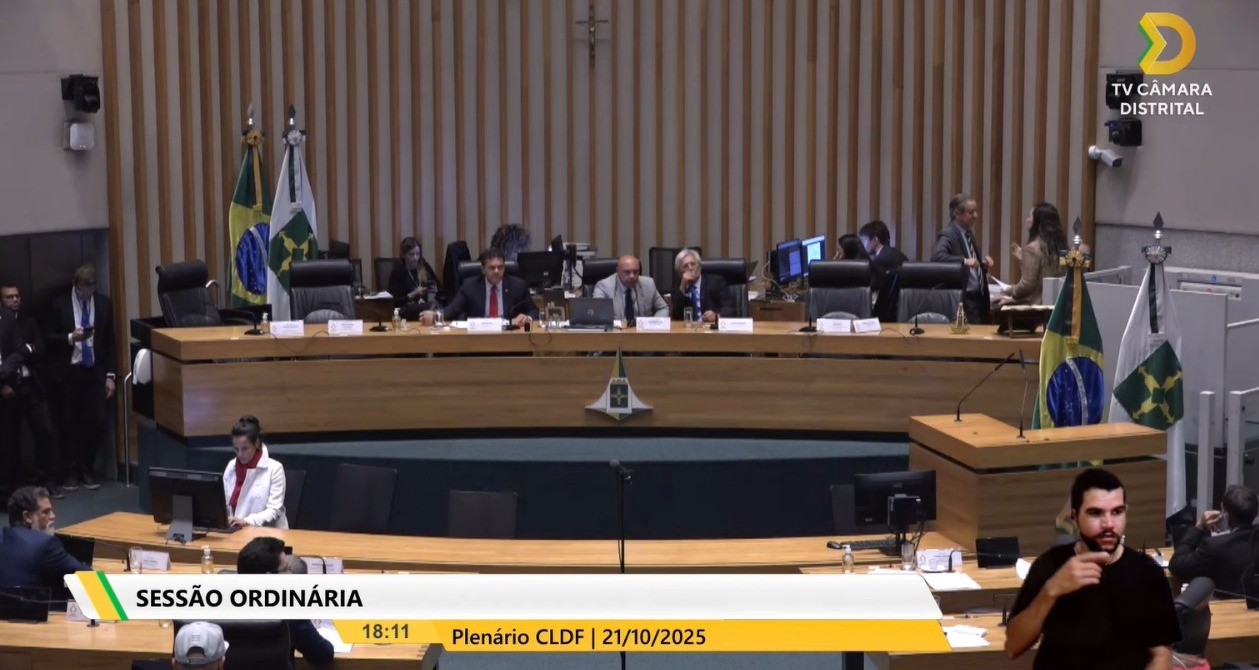 Câmeras em salas de aula da rede pública: entenda, em seis pontos, o projeto aprovado na Câmara do DF