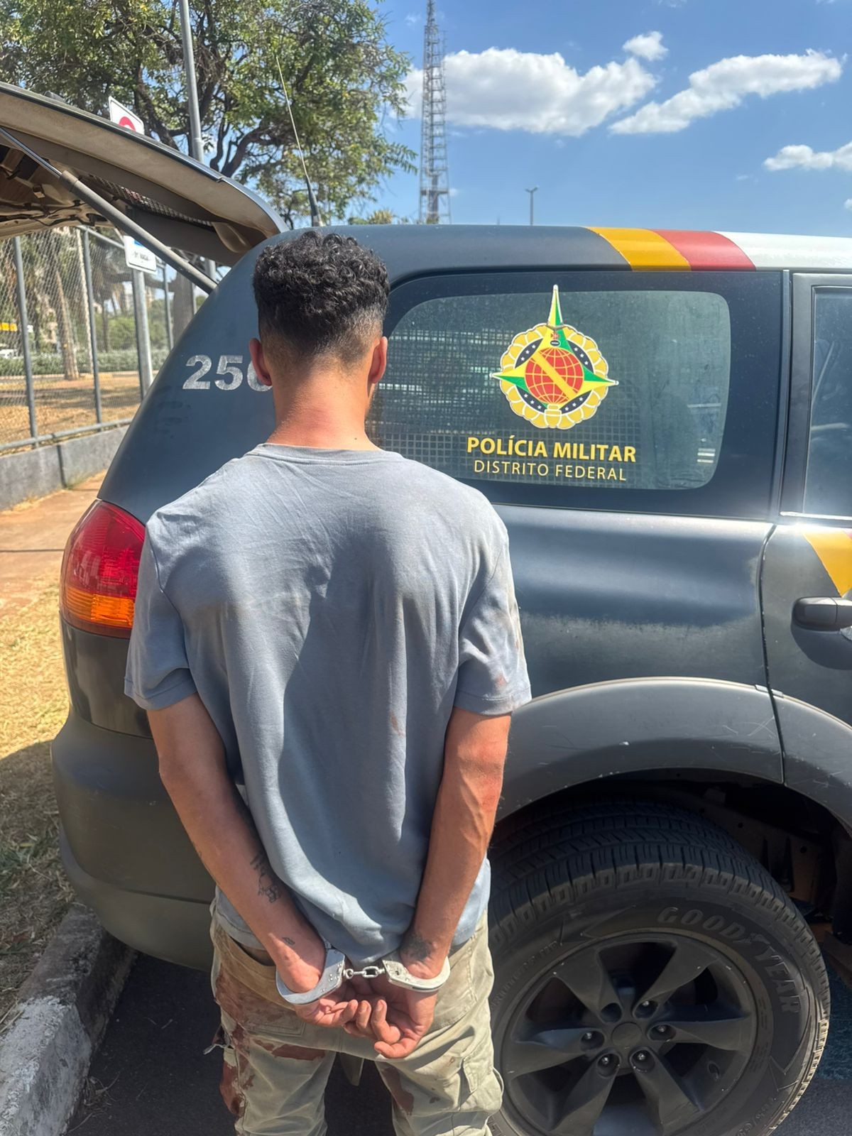 PM prende homem que esfaqueou ex-companheiro na sede da Embrapa, em Brasília