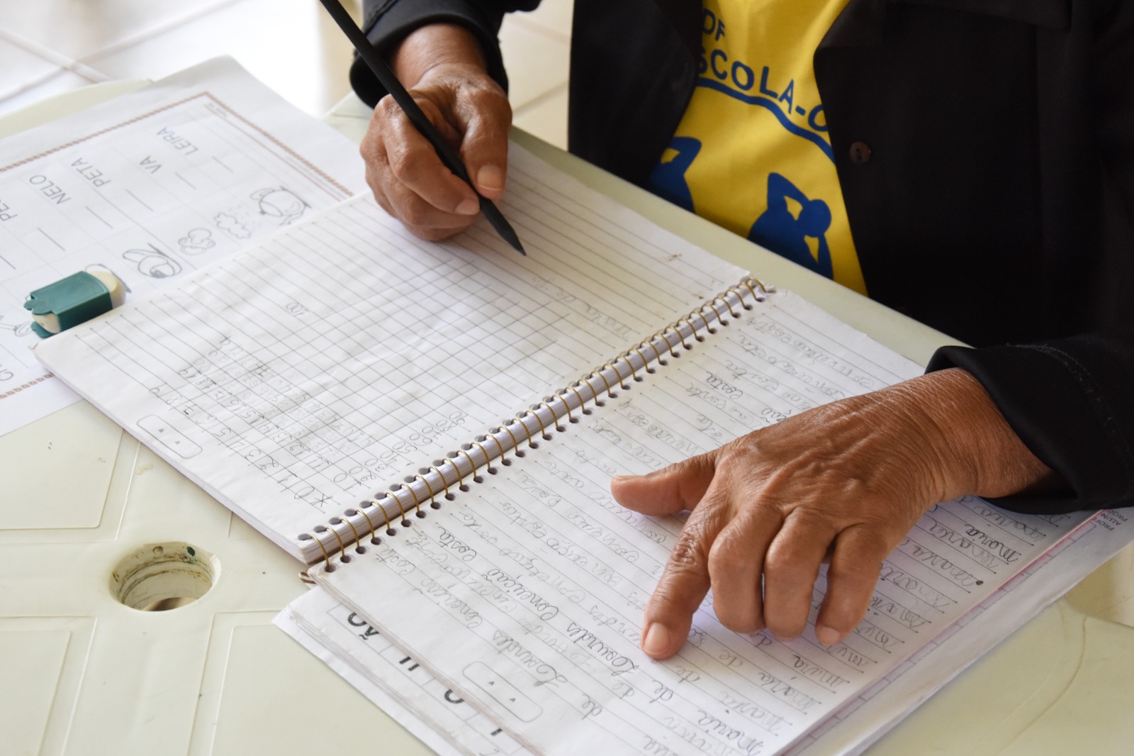 Publicado edital para contratação de alfabetizadores e tradutores intérpretes de Libras