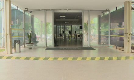 Ministério diz que prédio atingido por incêndio em Brasília está funcionando normalmente