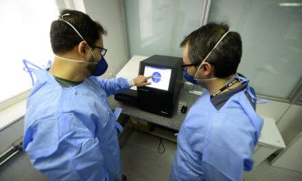 Laboratório Central de Saúde Pública do DF superou marca de 550 mil exames em 2025